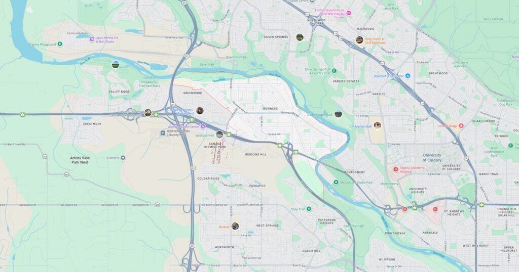Detailed map of Minneapolis showing highways, parks, rivers, and key landmarks for navigation and city overview.